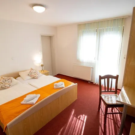 Rooms Cvitar - Center