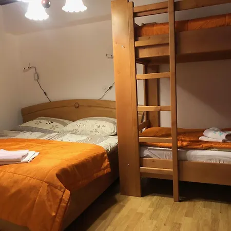 Casa de hóspedes Cvitar - Center 3*